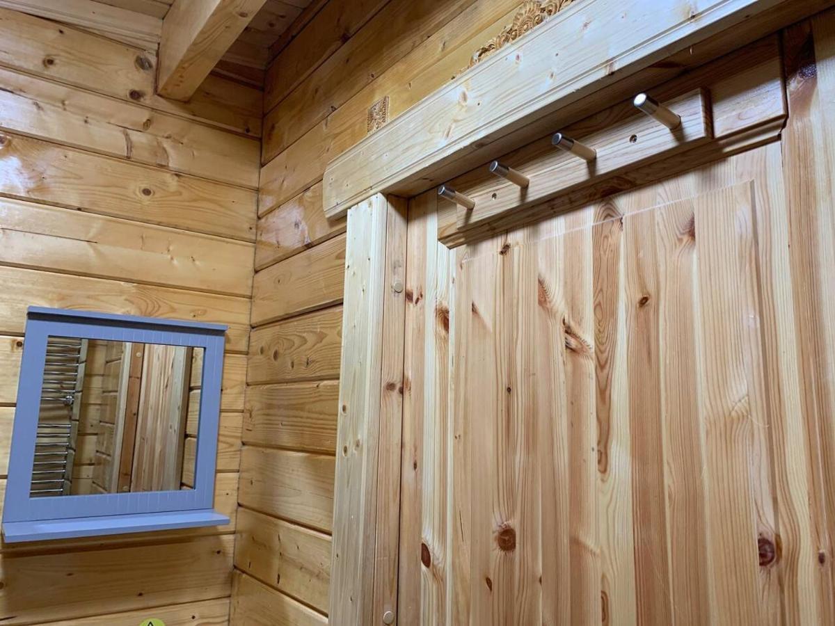 Immaculate Cabin 5 Mins To Inverness Dog Friendly Exterior photo